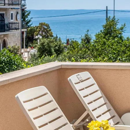 1 Bedroom Beautiful In Apartment