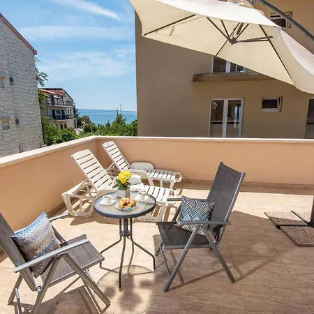 1 Bedroom Beautiful In Apartment